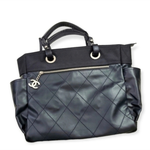 Chanel Large Tote Quilted Canvas Black Pouch - Picture 3 of 16